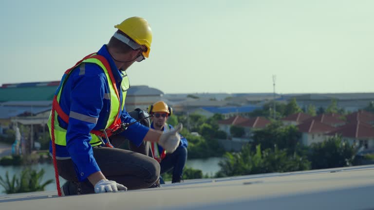 Best Emergency Roof Repair Services  in Shaker Heights, OH